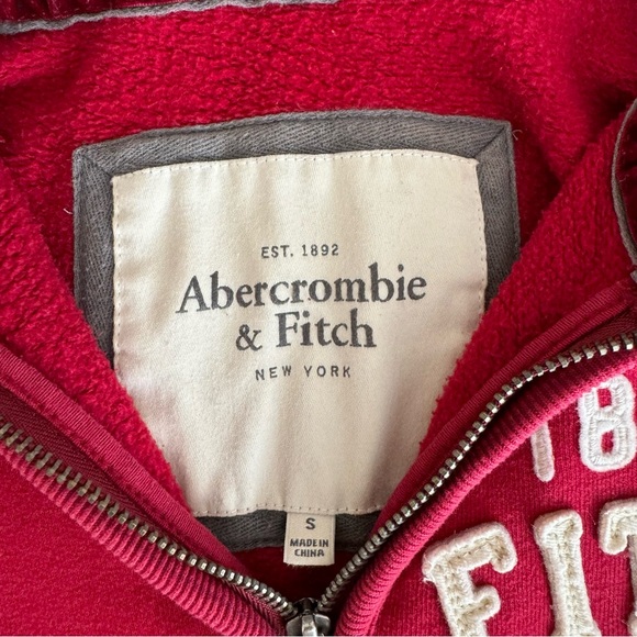 Abercrombie & Fitch Sweatshirt Size S - Picture 2 of 2